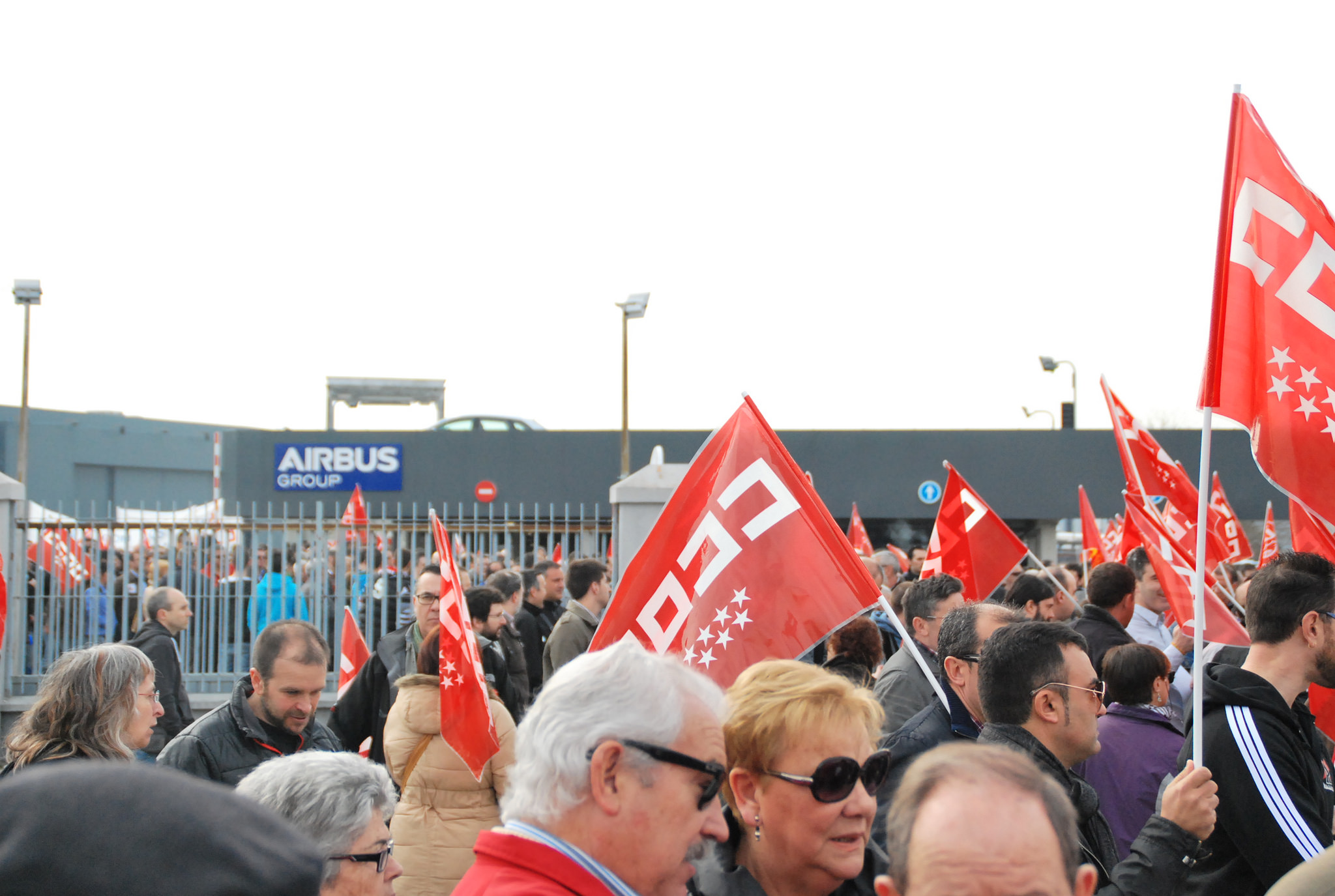 Manifestación frente a la fábrica de Airbus Getafe Foto: Aroadiazg